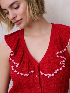LC Lauren Conrad Red Ruffle Pointelle Knit Sweater Vest White Trim XL Boho EUC